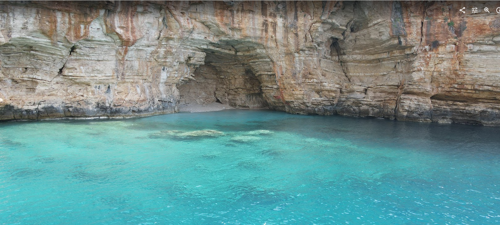 Mağaralı Koy Dalış